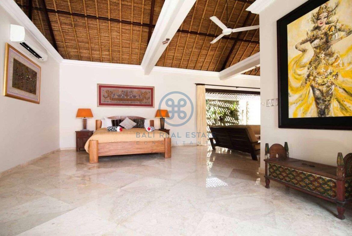 3 bedroom balinese villa sanur for sale rent 10