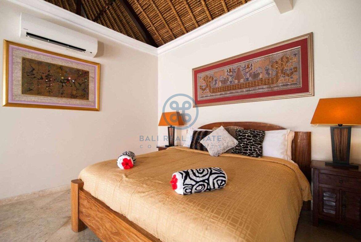 3 bedroom balinese villa sanur for sale rent 11