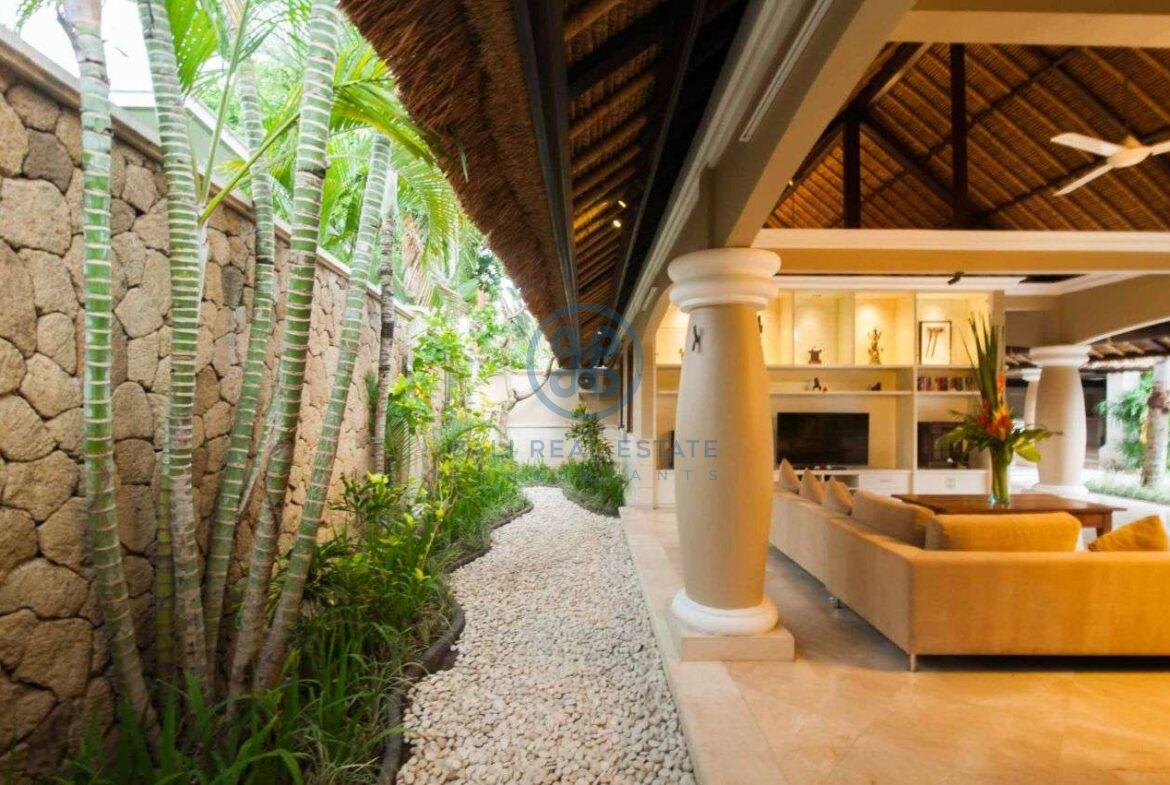 3 bedroom balinese villa sanur for sale rent 34