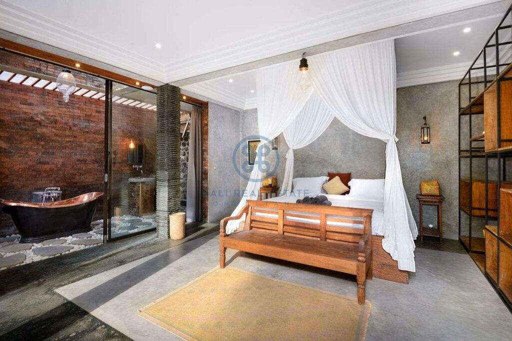 3 bedrooms designer villa in exclusive community ubud for sale rent 5