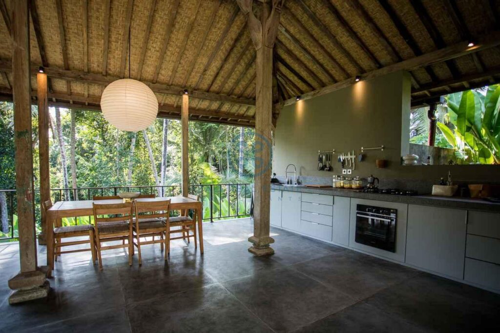 3 bedrooms traditional villa bali ubud for sale rent 21