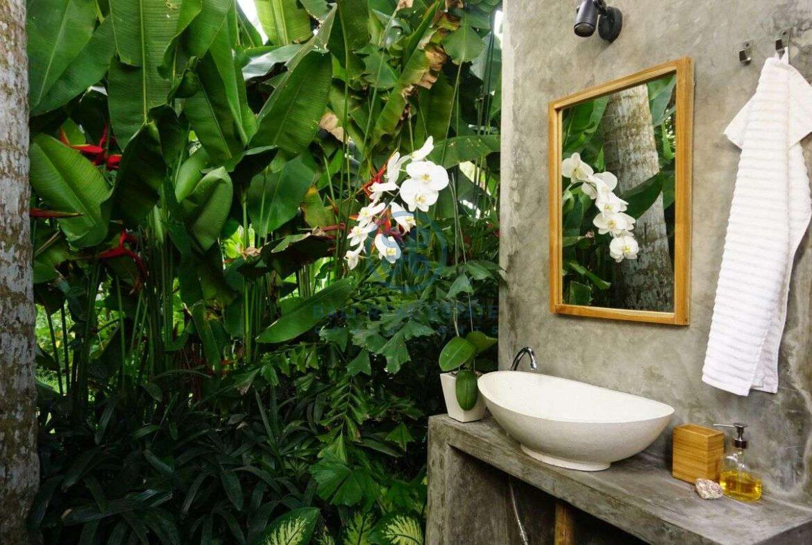 3 bedrooms villa retreat ricefield view kedungu for sale rent 15