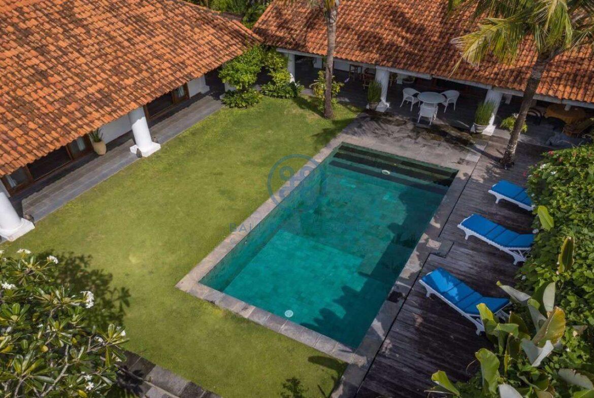 4 bedrooms colonial villa tumbak bayuh canggu for sale rent 5 scaled
