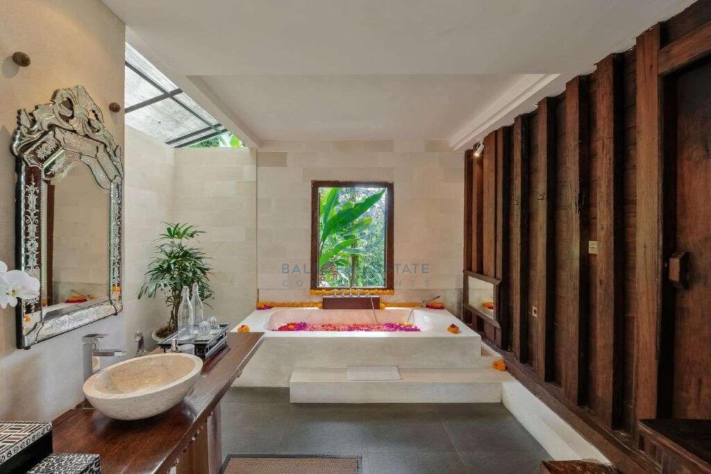 4 bedrooms villa estate jungle view ubud for sale rent 15