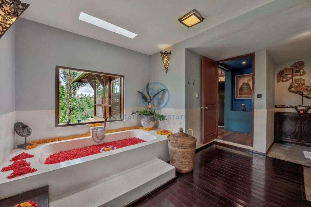 4 bedrooms villa estate jungle view ubud for sale rent 18