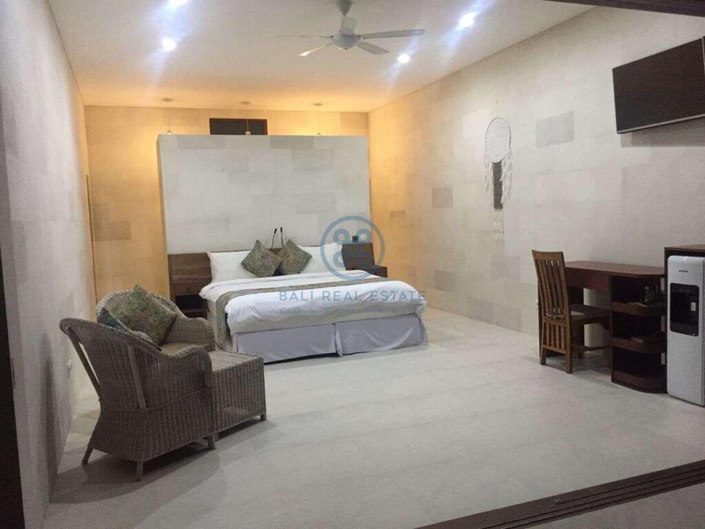 4 bedrooms villa with professional music studio ubud for sale rent 8
