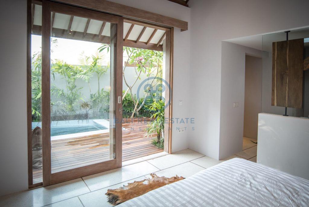 bedroom designer villa berawa for sale rent