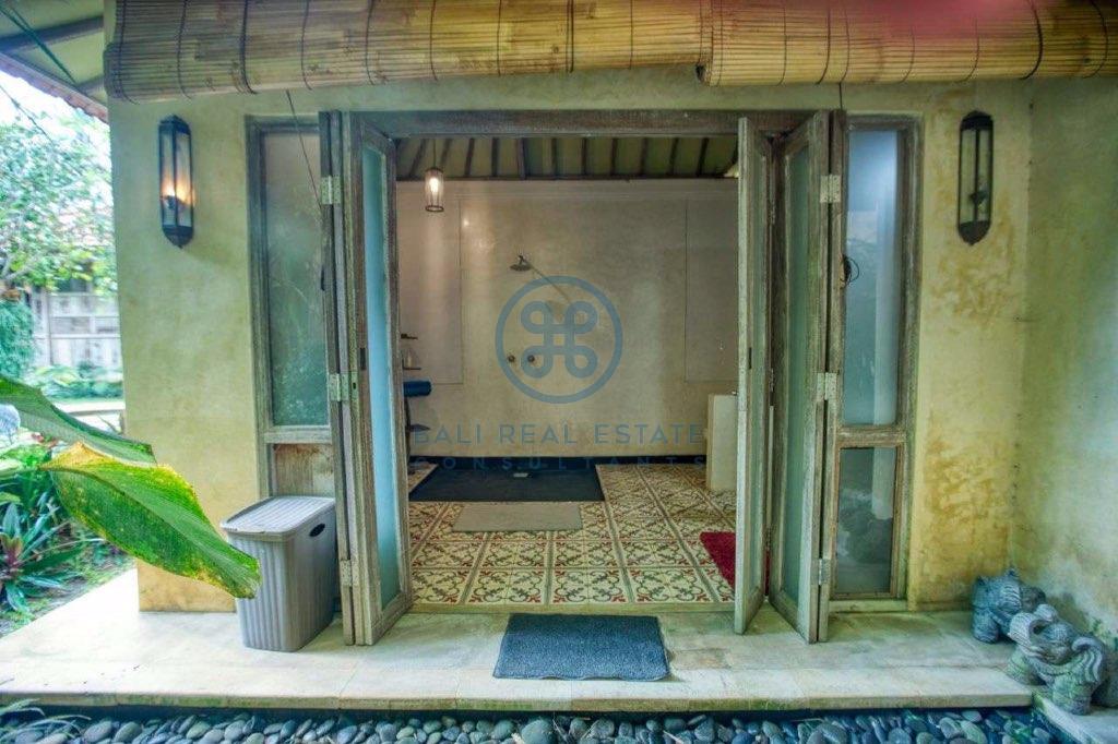 bedrooms eco friendly villa joglo style in ubud for sale rent