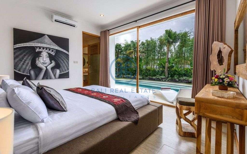 bedrooms villa in gated community canggu for sale rent