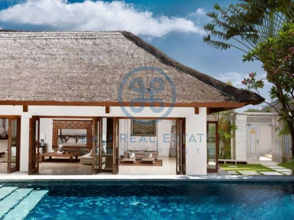 bedroom villa near beach seminyak for sale rent