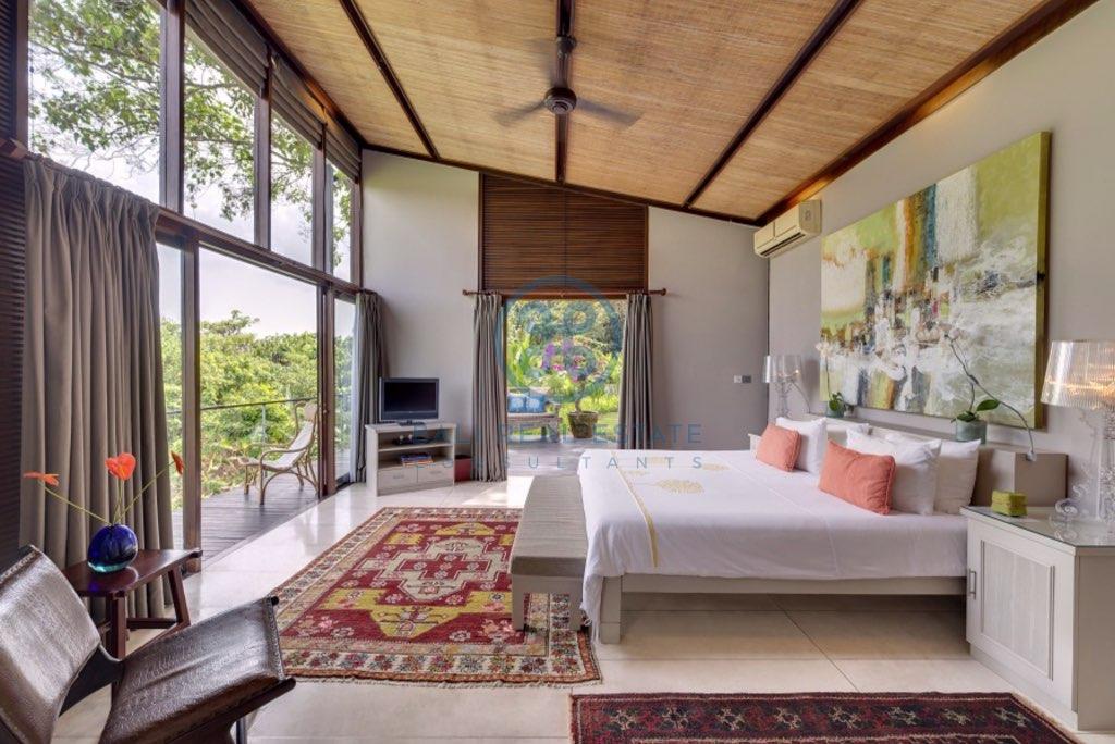 bedroom villa for sale in canggu