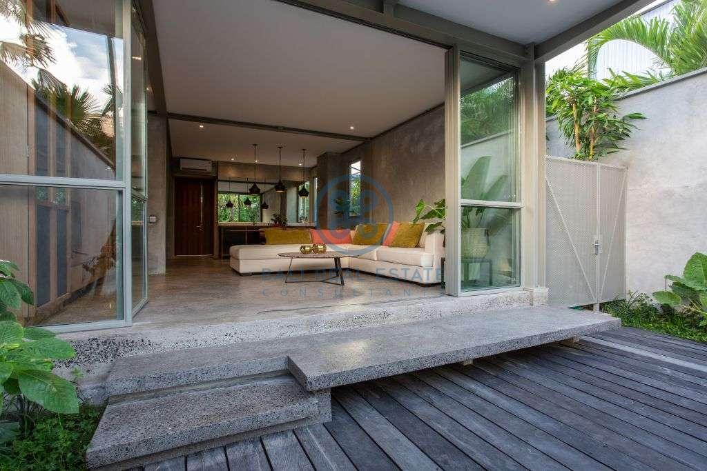 bedroom minimalist villa umalas for sale rent