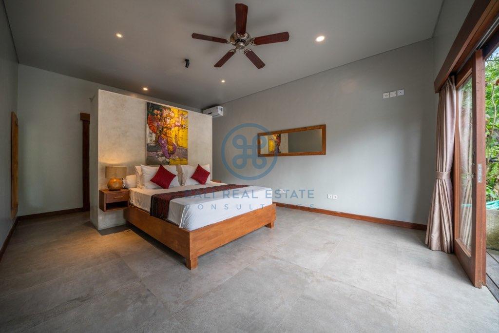 bedroom villa in cepaka for sale
