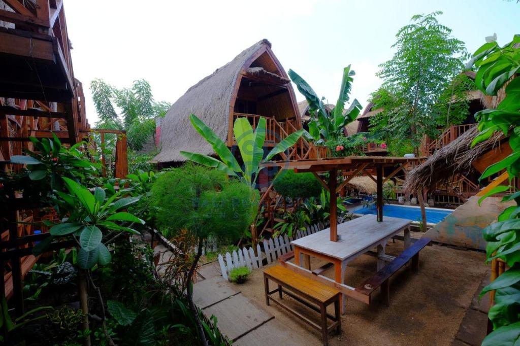 bedroom bungalow lombok for sale rent