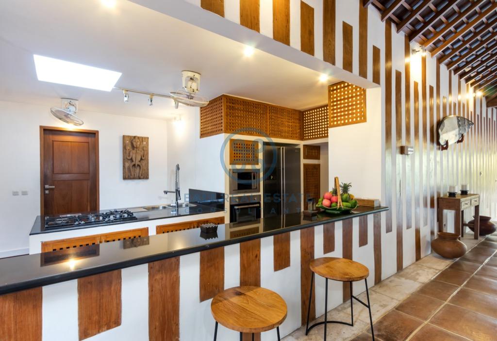 bedroom joglo villa for sale in seminyak