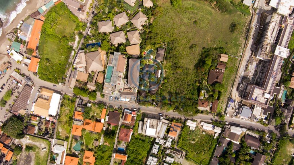 are plot of land in canggu batu bolong for sale